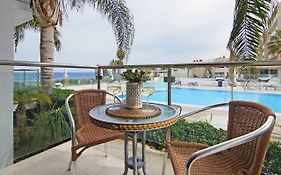 Diana - Coralli Beachfront Apartment